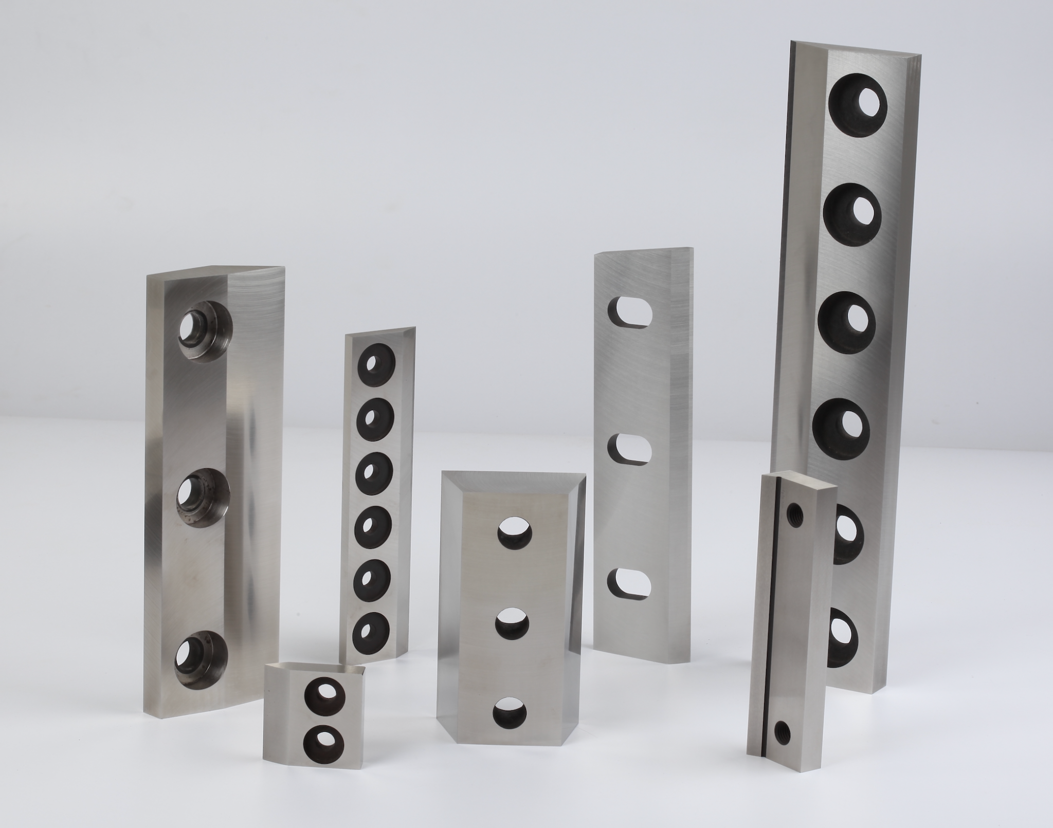 Various recycling knives with holes